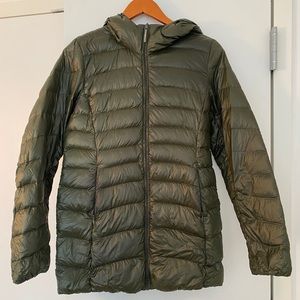 Uniqlo ultra light down jacket size s